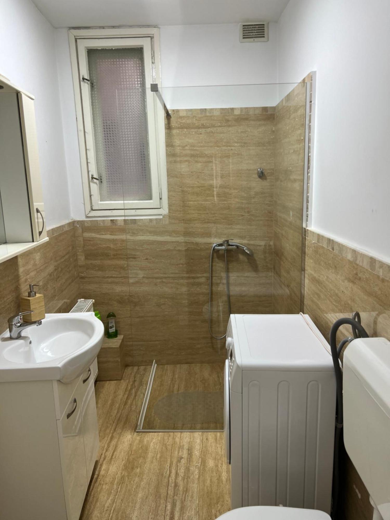 Ultra-central Spacious Near Old Town Bucarest